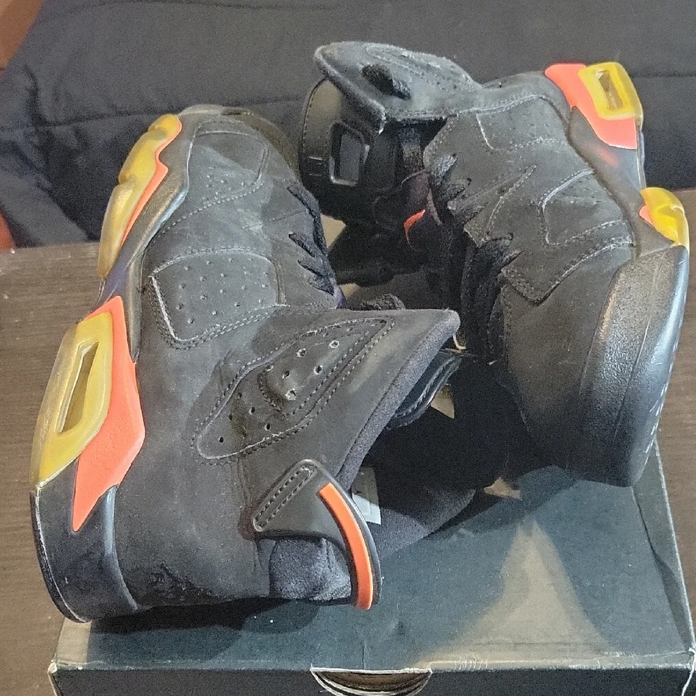 Air Jordan 6 Retro (GS) 